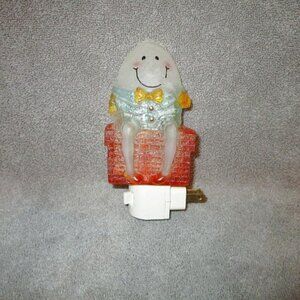 Vtg Humpty Dumpty Night Light Plastic Frosted Nursury Rhyme Plug In Switch NEW